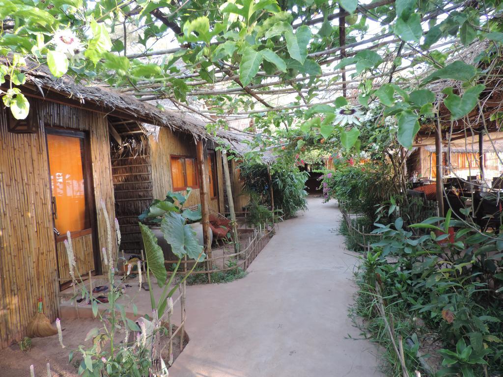 Hotel Chez Paou Sihanoukville Esterno foto